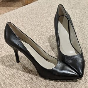 9.5 nine West pumps